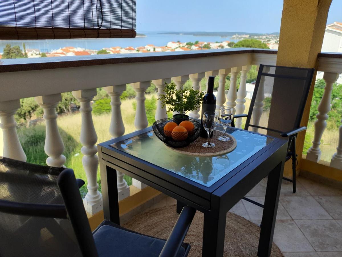 Apartman Mila Barbat na Rabu Exteriör bild